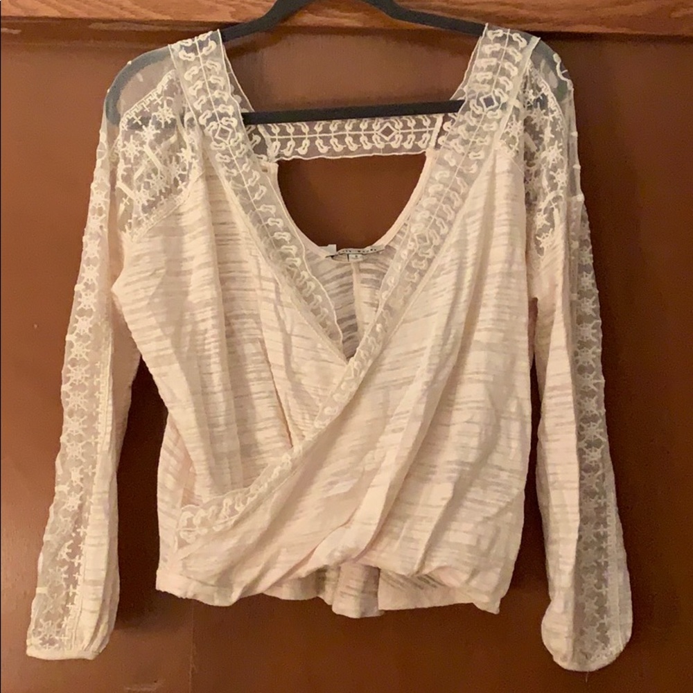 Long sleeve lace detailed top